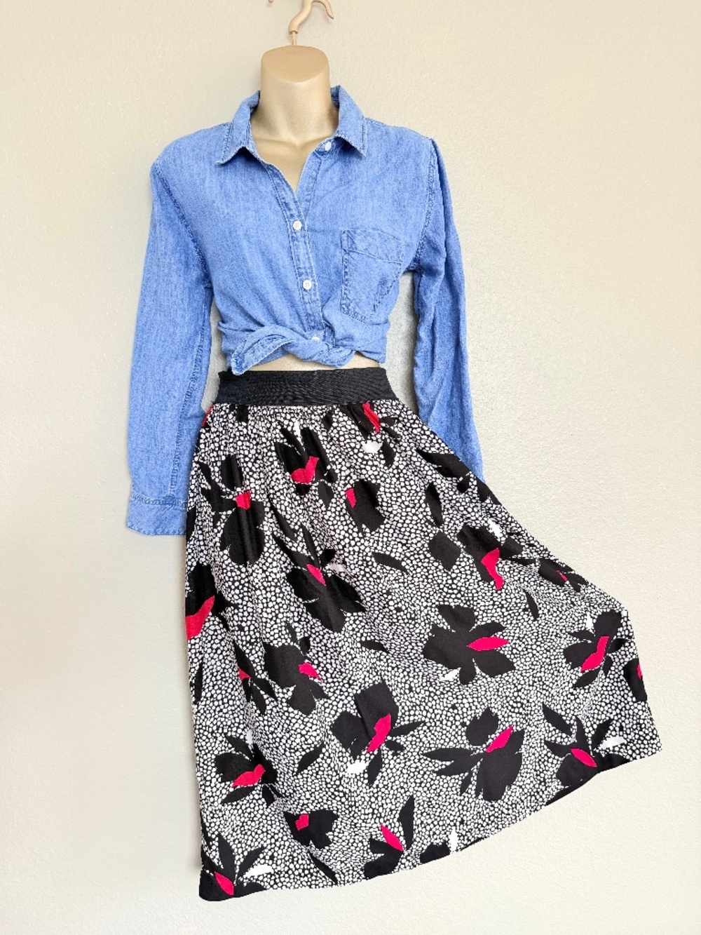 VTG 80s Bold Abstract Red & Black Floral Pebble Print Midi Skirt Whimsigoth Sz M